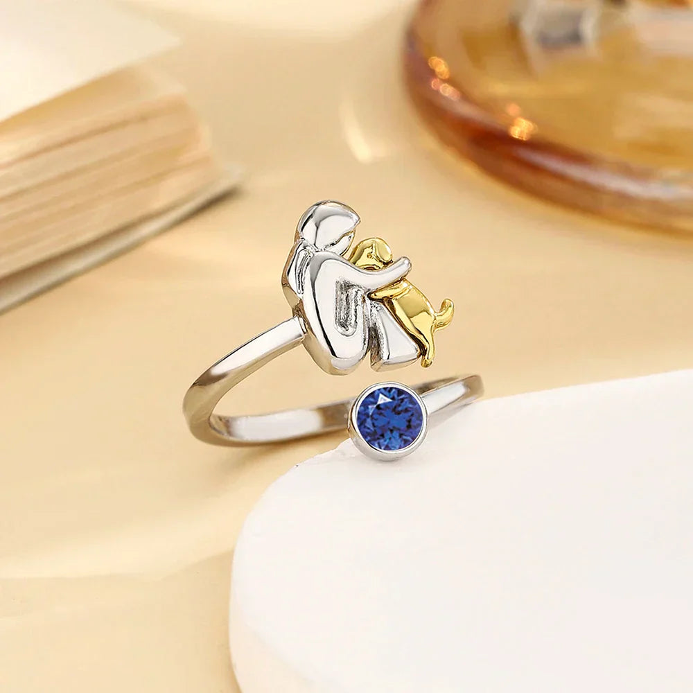 Liv | Dog's Embrace Ring