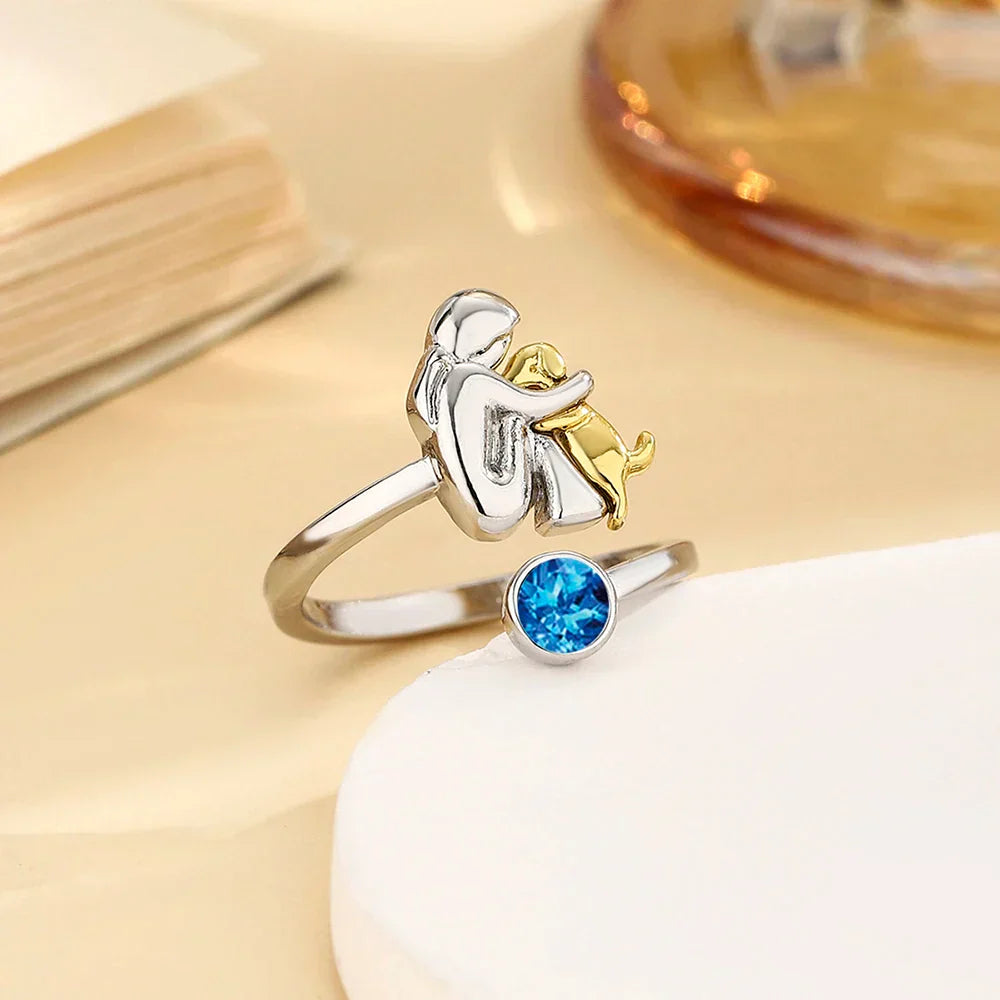 Liv | Dog's Embrace Ring