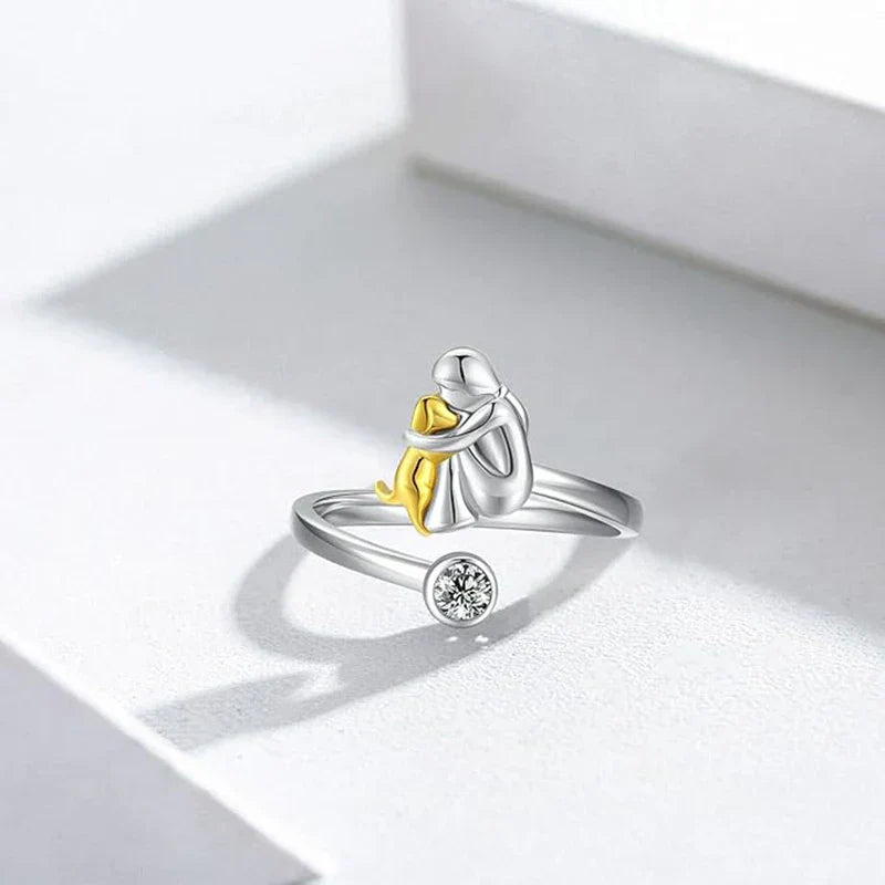 Liv | Dog's Embrace Ring
